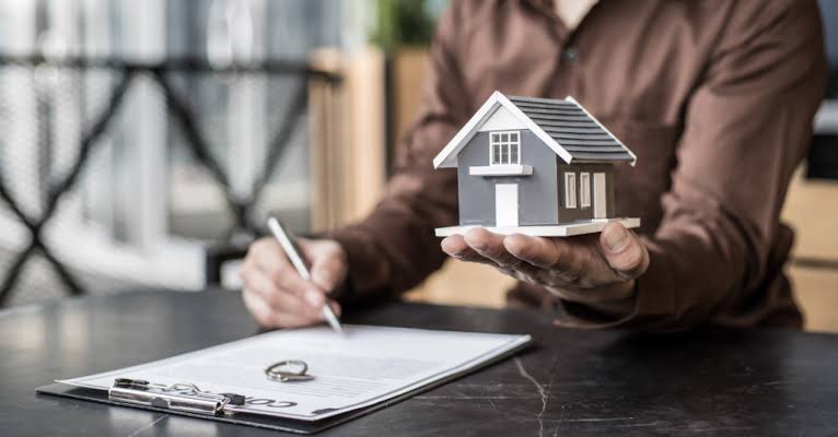 Assinatura de documentação de regularização de imóvel